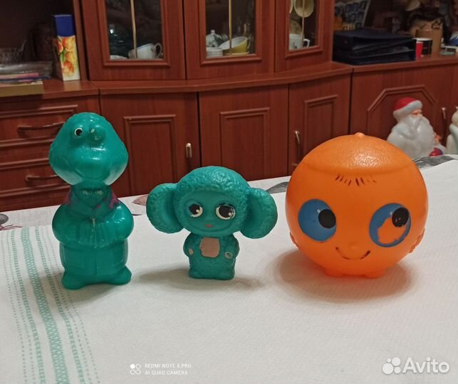 Игрушки СССР, чебурашка, крокодил Гена, колобок