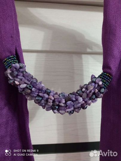 Красивый новый шарф с бусами из Филиппин