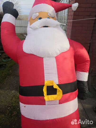 Надувной дед мороз