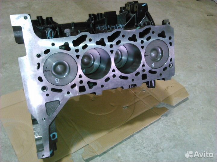 Блок цилиндров Транзит 2.4 115/140 новый 1749284