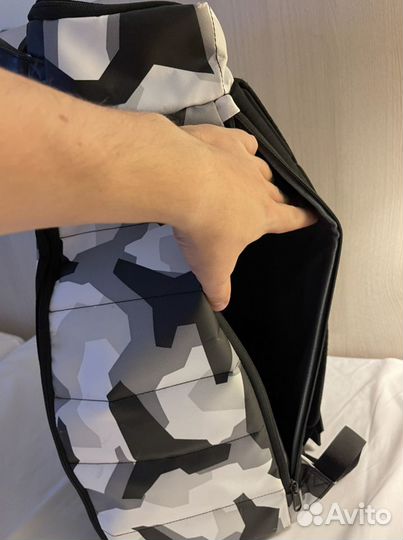 Рюкзак Douchebags Jon Olsson Camo Edition 30 Литро