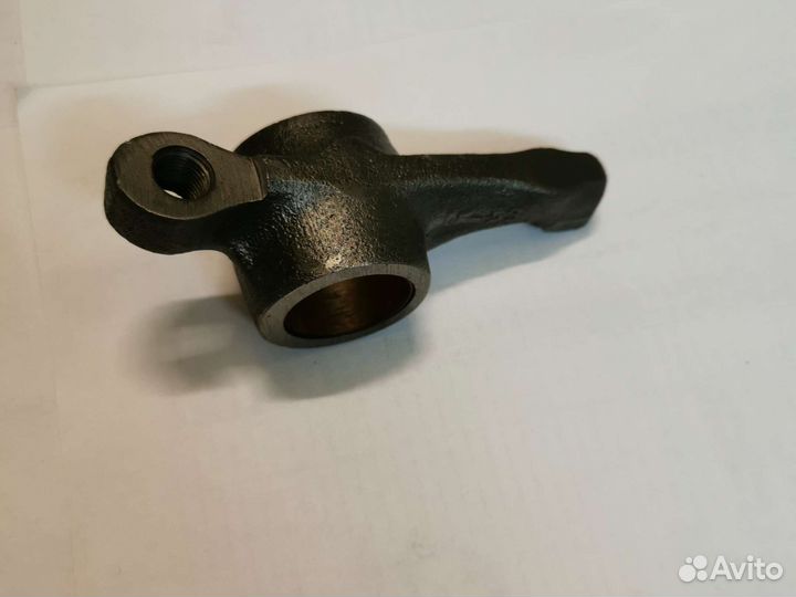 Коромысло выпускного клапана Икарус