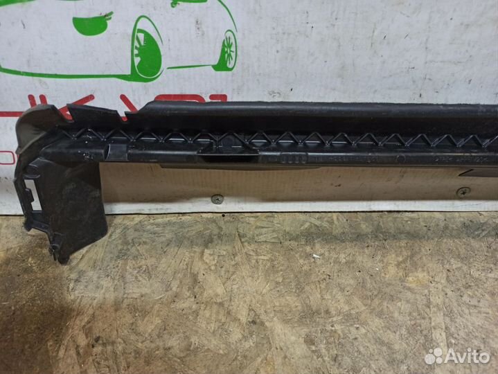 Воздуховод Audi A8 D5