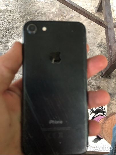 iPhone 7, 32 ГБ