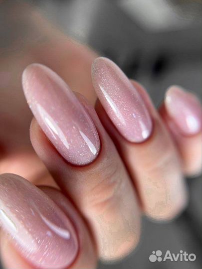 Наращивание ногтей-маникюр