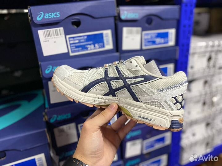 Кроссовки Asics Gel Kahana 8