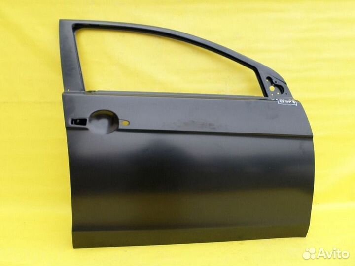 Дверь передняя правая Митсубиси Лансер 10 х X 07+