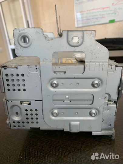 Блок управления, магнитола cd-чейнджер Nissan