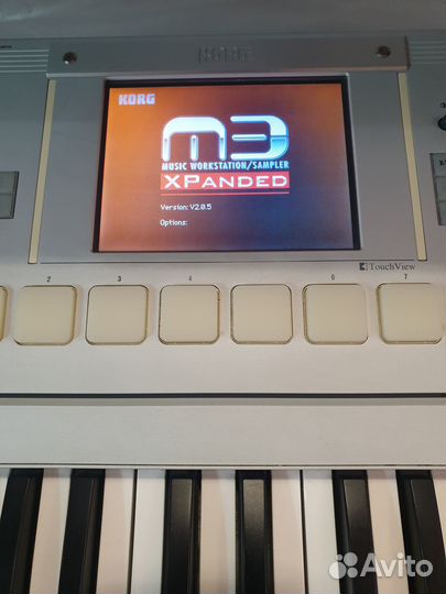 Korg M3 синтезатор, рабочая станция 61 клавишный