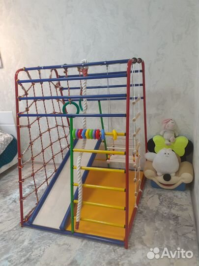 Детский спортивный комплекс с горкой