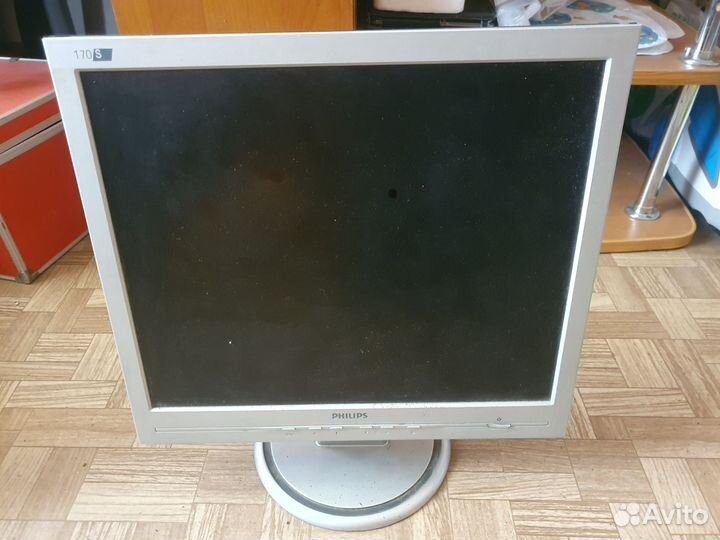 Монитор Philips 17 дюймов