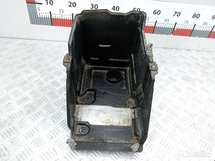Крепление (корпус) аккумулятора для Mazda 5 CR