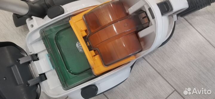 Пылесос LG kompressor