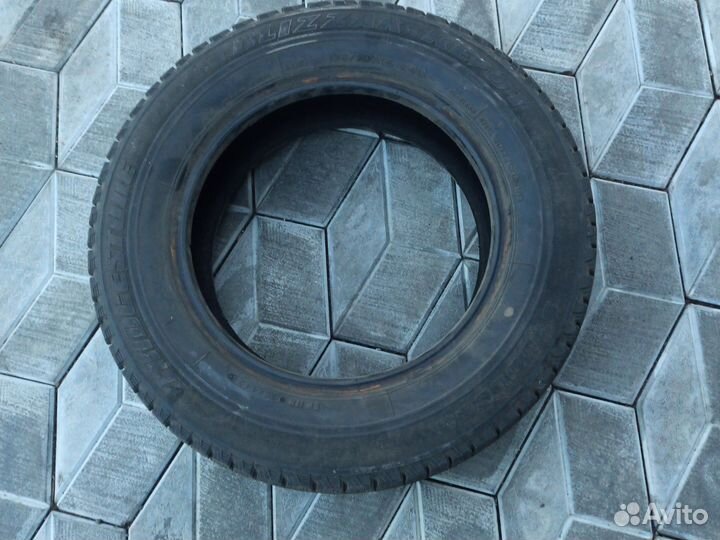 Bridgestone Blizzak DM-V1 175/70 R14