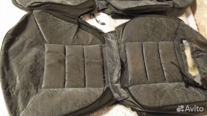 Продаю Б/У комплект авточехлов на ваз 2110,приору