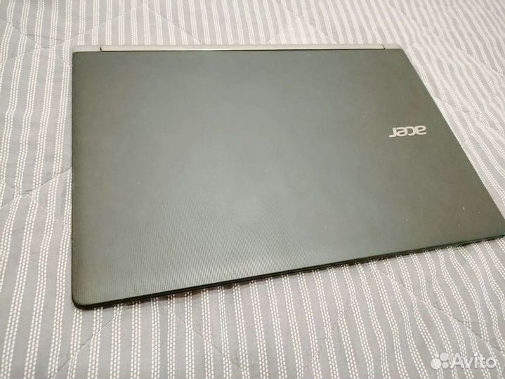 Ноутбук Acer 17.3 дюйма