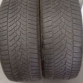 Goodyear UltraGrip 275/40 R22 107V