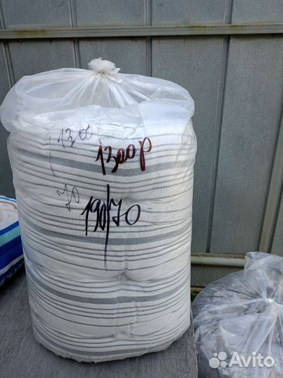 Одеяло тёплые, матрасы новые