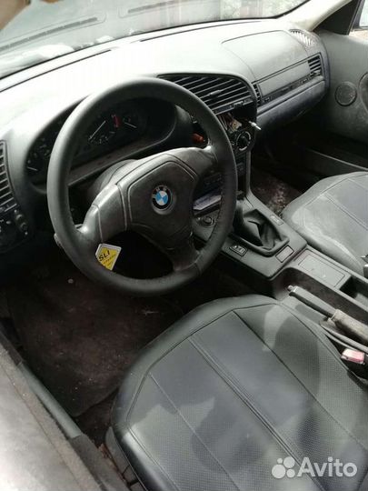 BMW 3 серия 1.6 МТ, 1995, 190 000 км