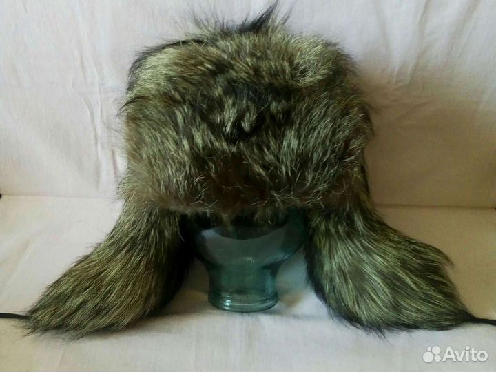 Шапки, пластины и опушки из меха