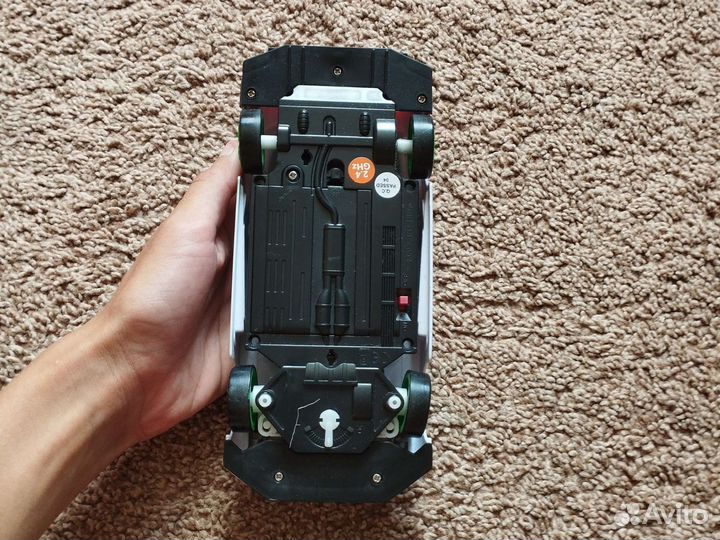 Машинка на радиоуправлении