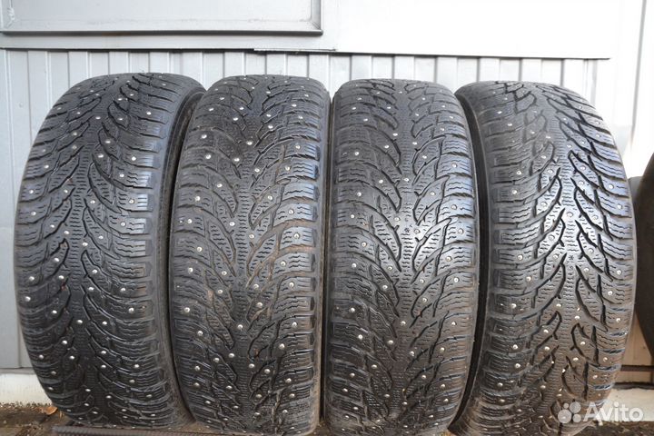 Nokian Tyres Hakkapeliitta 9 SUV 235/60 R18 107T