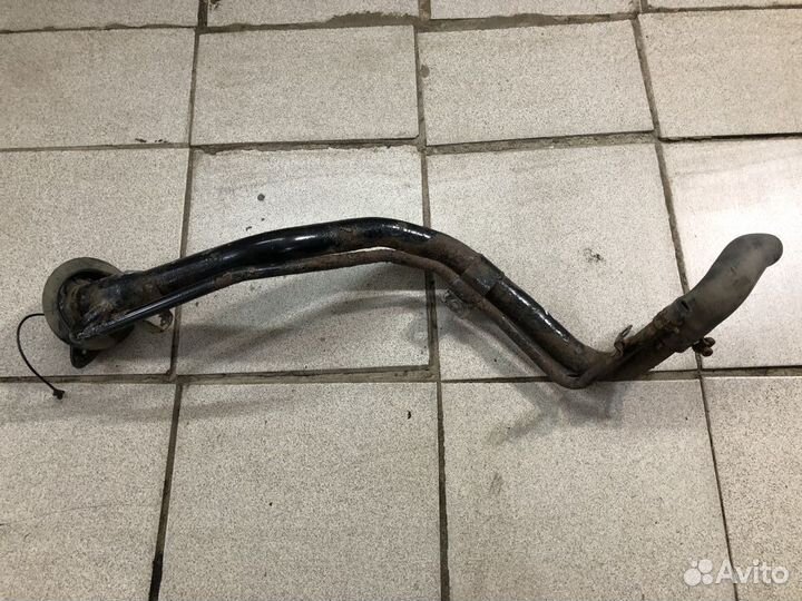 Заливная горловина Mitsubishi Lancer X