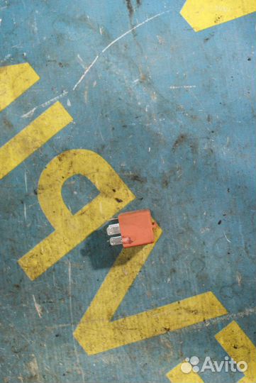 Реле оранжевое BMW X5 E53