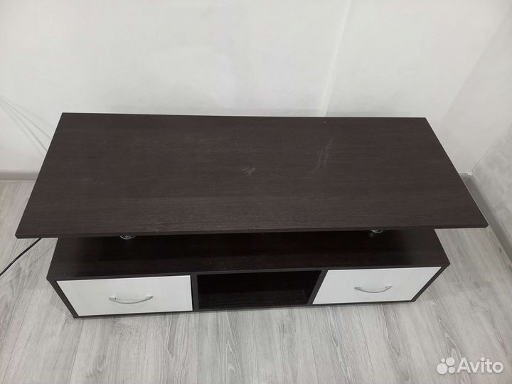Тумба под телевизор