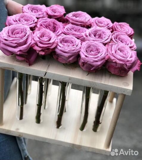 Розы в боксе