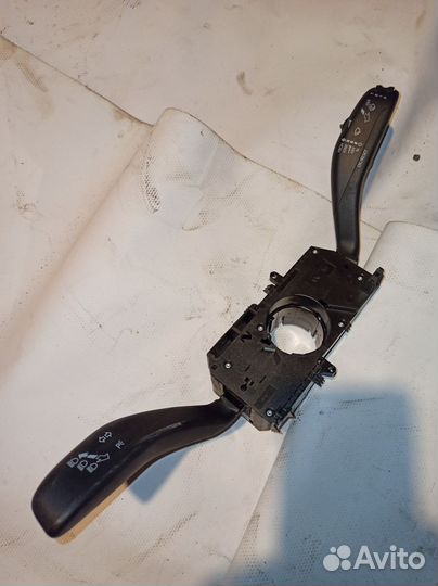 Подрулевой переключатель Поло