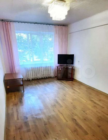 2-к. квартира, 48 м², 1/5 эт.
