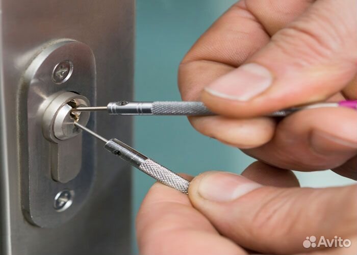 Вскрытие замков, взлом авто, открыть дверь