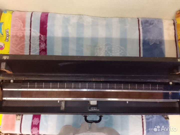 Вязальная машинка нева1