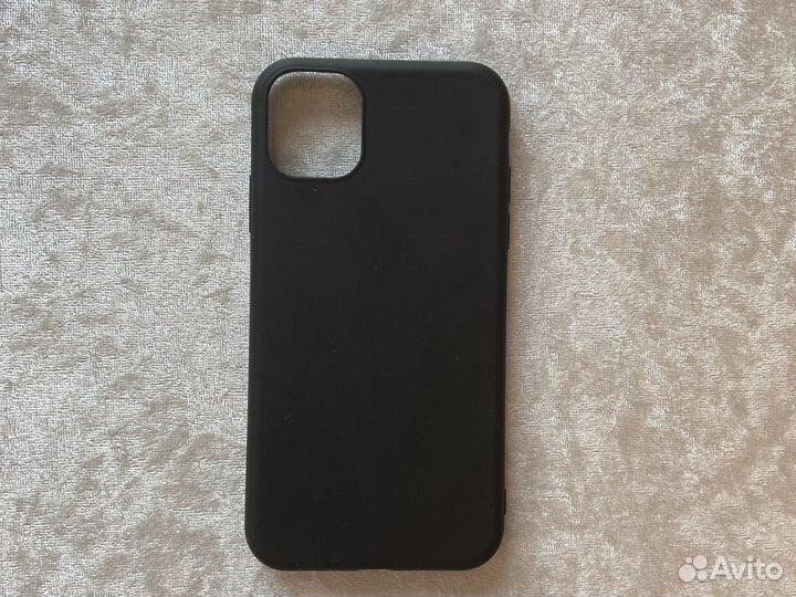 Чехол на iPhone 11