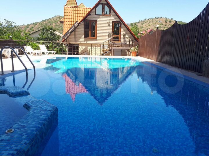 Комната 40 м², 1/7 эт.