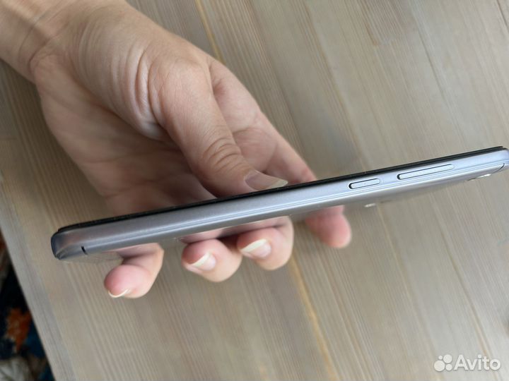 Телефон Xiaomi redmi note 5A 4/64
