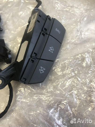 Кнопки на руль Peugeot Boxer 2.2