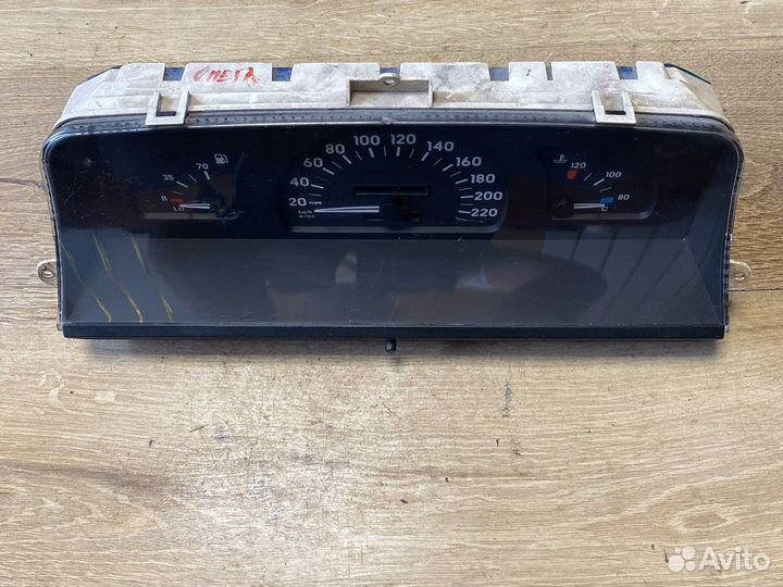 Opel omega а щиток приборов