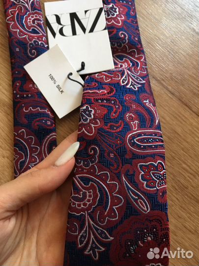 Продам галстук Zara