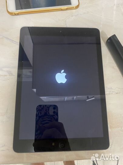 Планшет apple iPad air