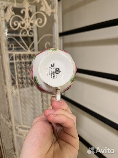 Фарфоровая чайная пара