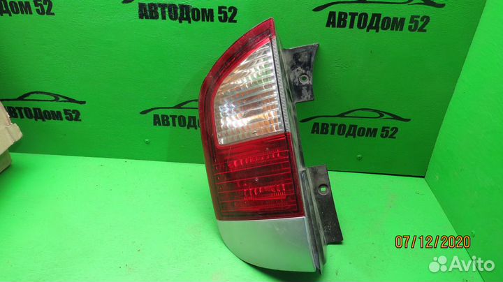 Фонарь правый Санг Енг Кайрон 1