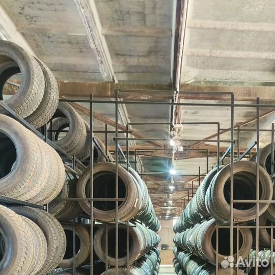 Bridgestone Ecopia NH100 215/55 R17 94L