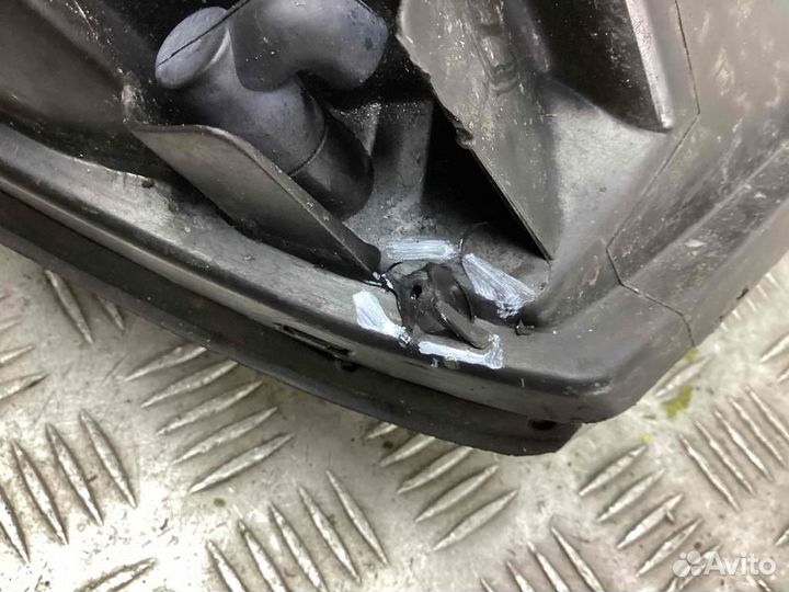 Фара левая Kia Carnival