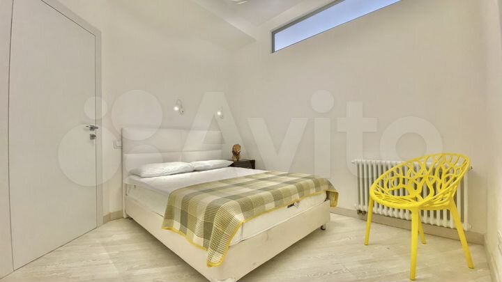 3-к. квартира, 95 м², 18/22 эт.