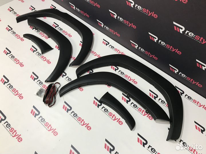 Фендера Toyota Hilux Pick Up 2015-2023 Тонкие