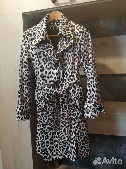 Плащ женский