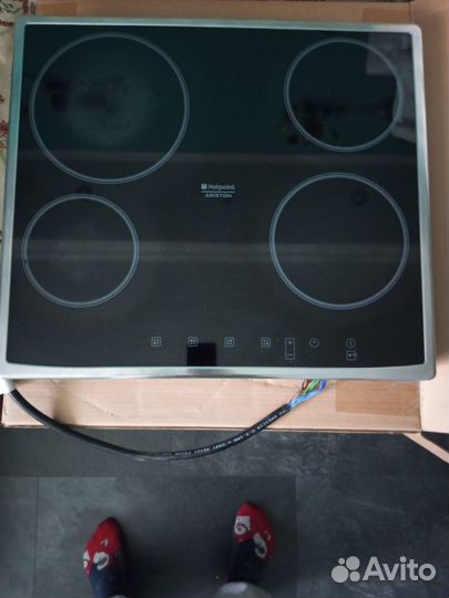 Варочная панель электрическая Hotpoint-Ariston