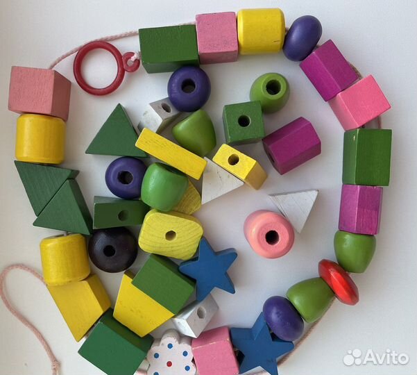 Игра Бусы - шнуровка